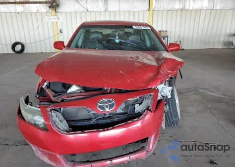 2011 Toyota Camry Base z USA, uszkodzony, nr VIN 4T1BF3EKXBU754906